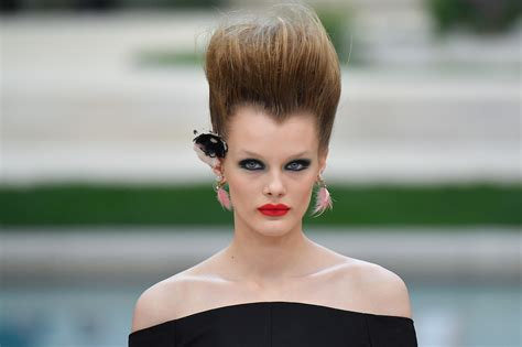 cabelos chanel 2019|best Chanel hair.